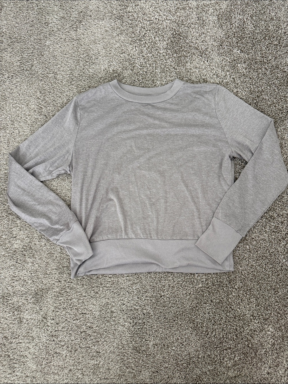 Vuori x Barry’s Long Sleeve Size S Light Grey